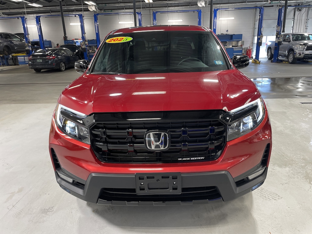 Used 2025 Honda Ridgeline Black Edition Truck Crew Cab