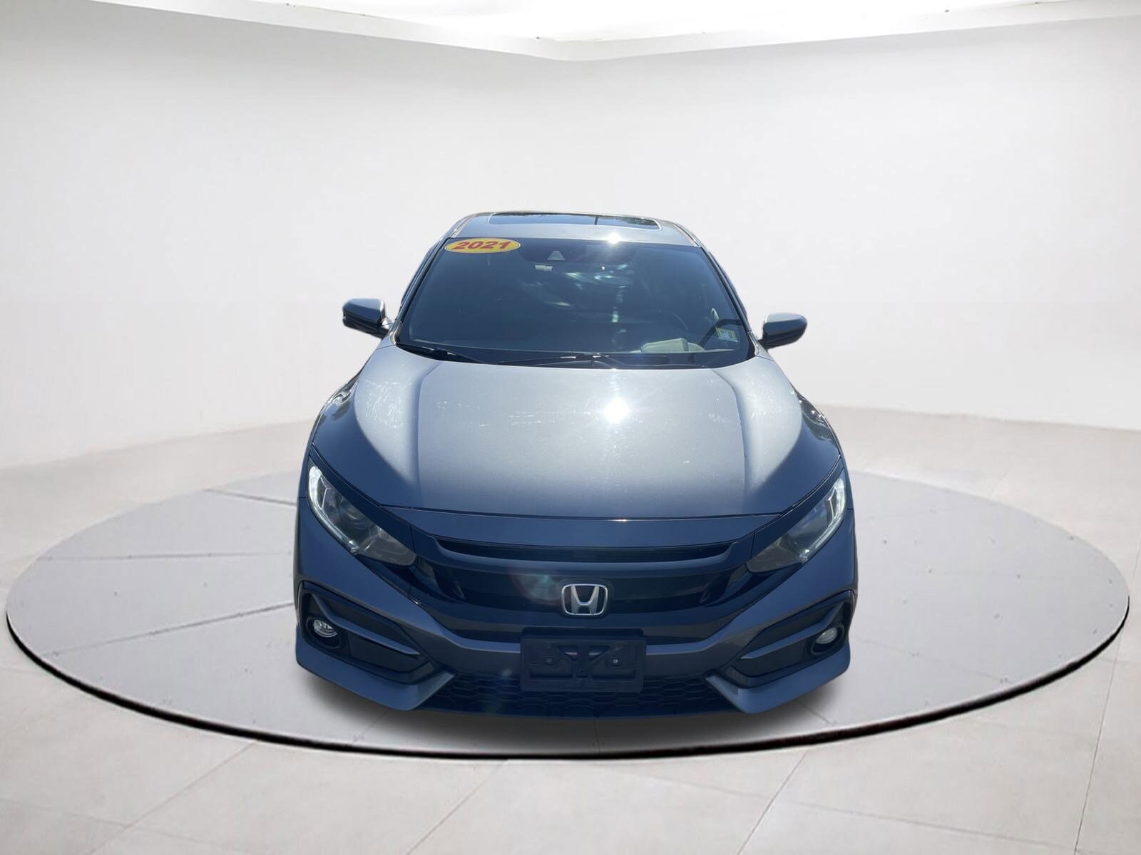 2021 Honda Civic Hatchback EX photo 2