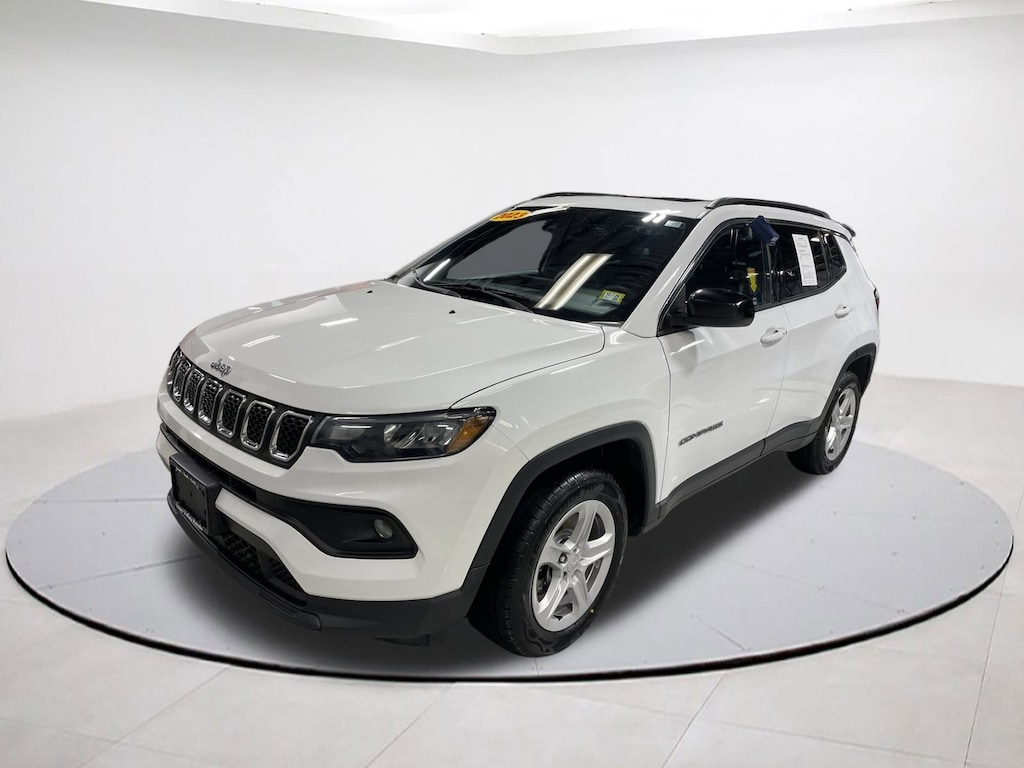 Used 2023 Jeep Compass Latitude SUV
