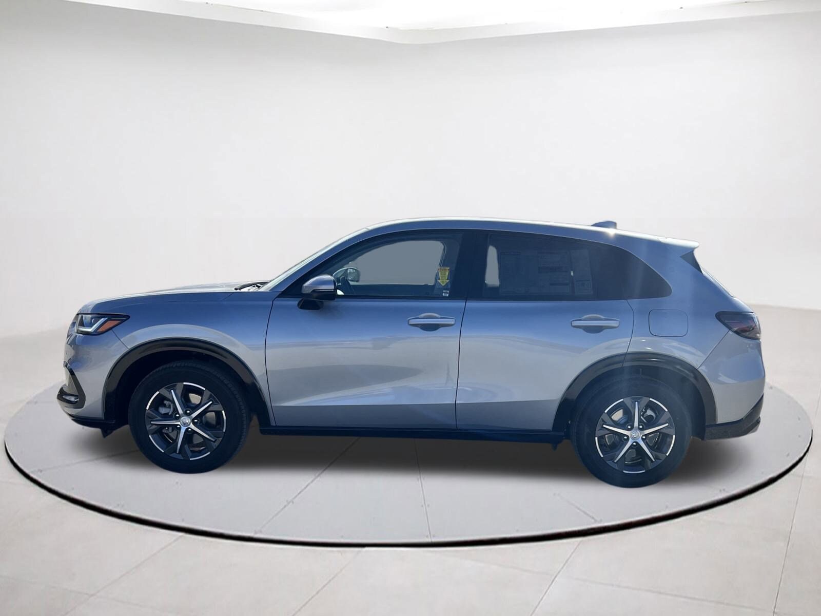 2025 Honda HR-V EX-L - Photo 8