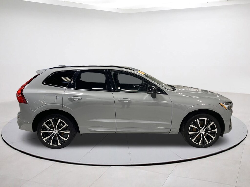 Used 2025 Volvo XC60 B5 Plus SUV