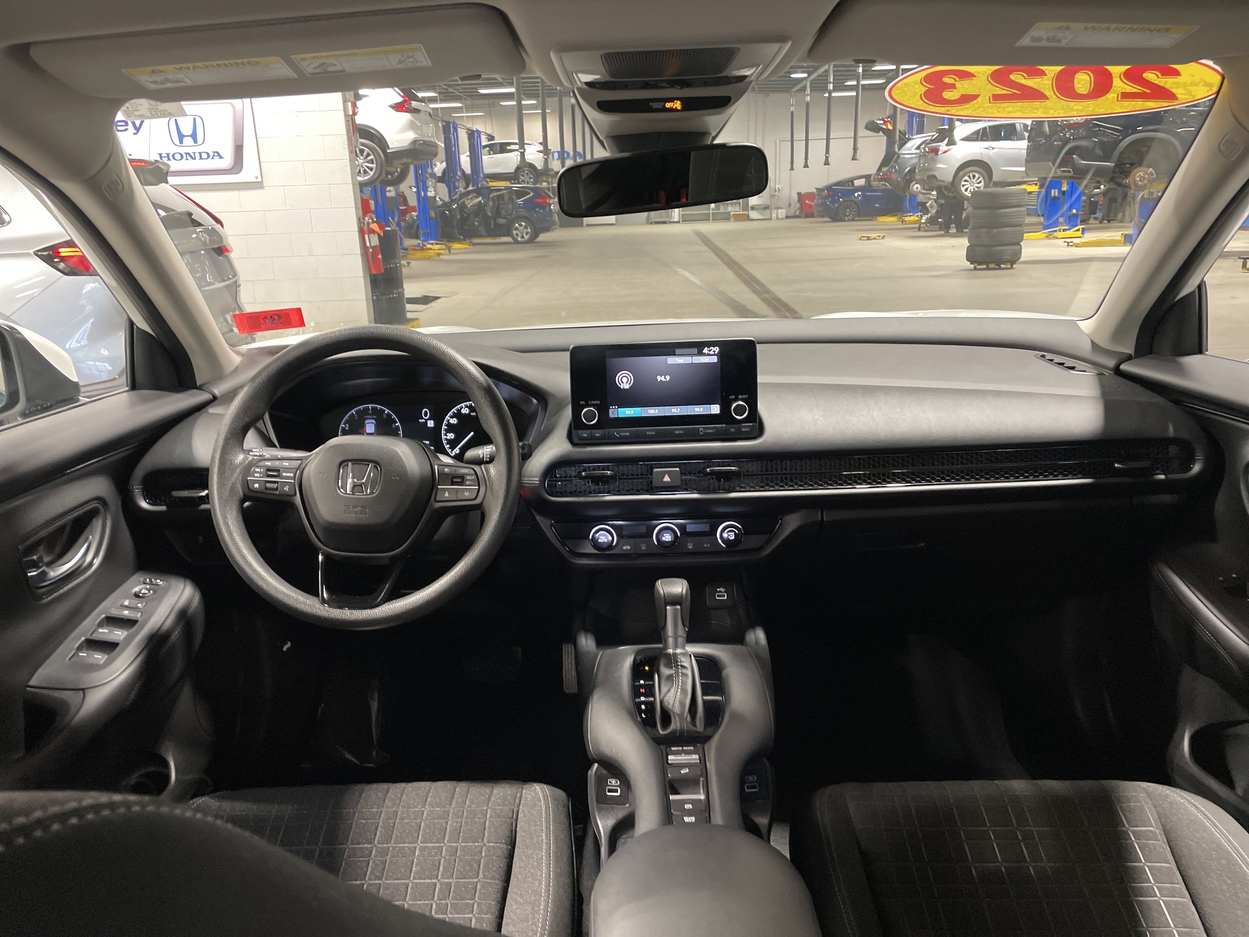 2023 Honda HR-V LX - Photo 41
