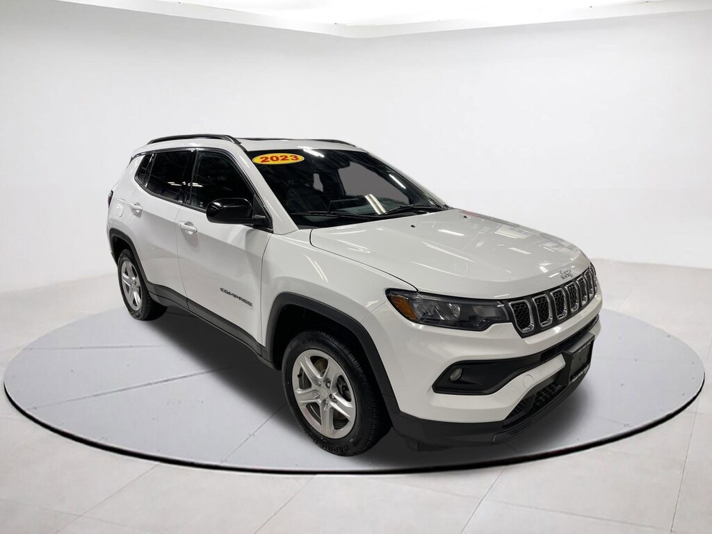 Used 2023 Jeep Compass Latitude SUV