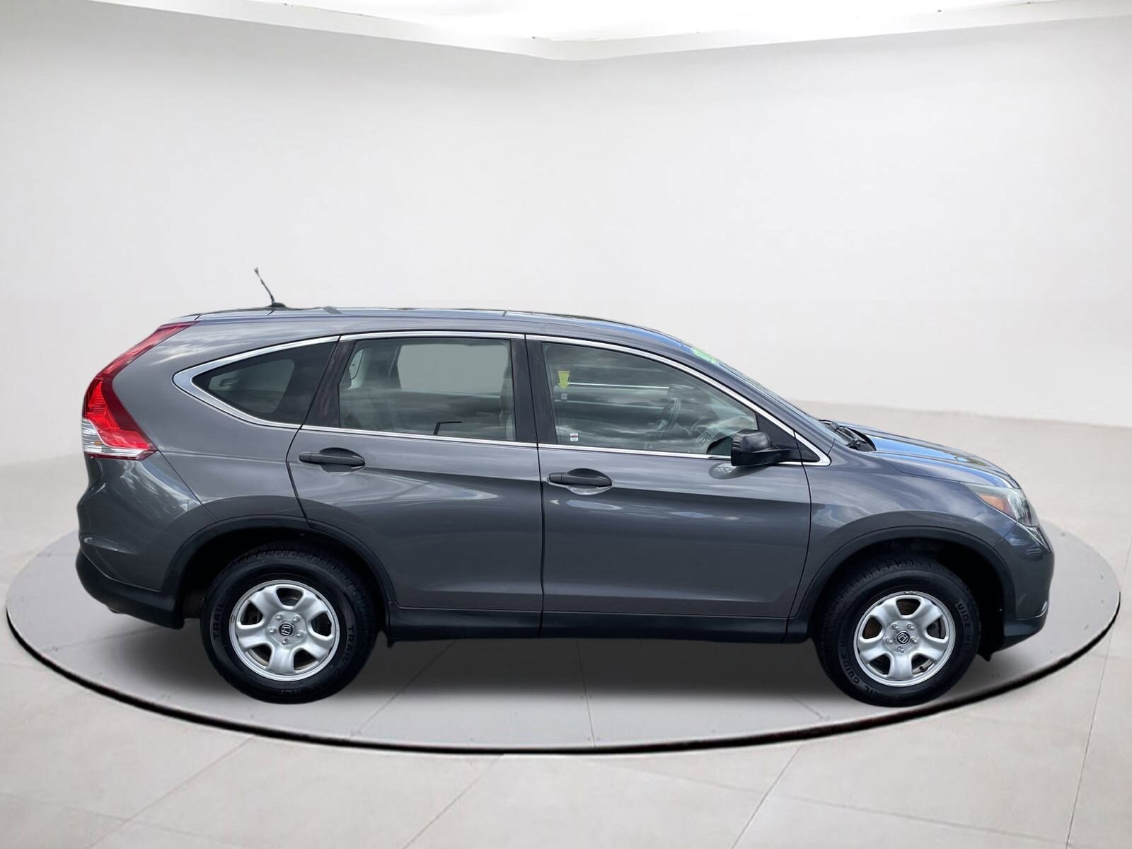 2014 Honda CR-V LX photo 4