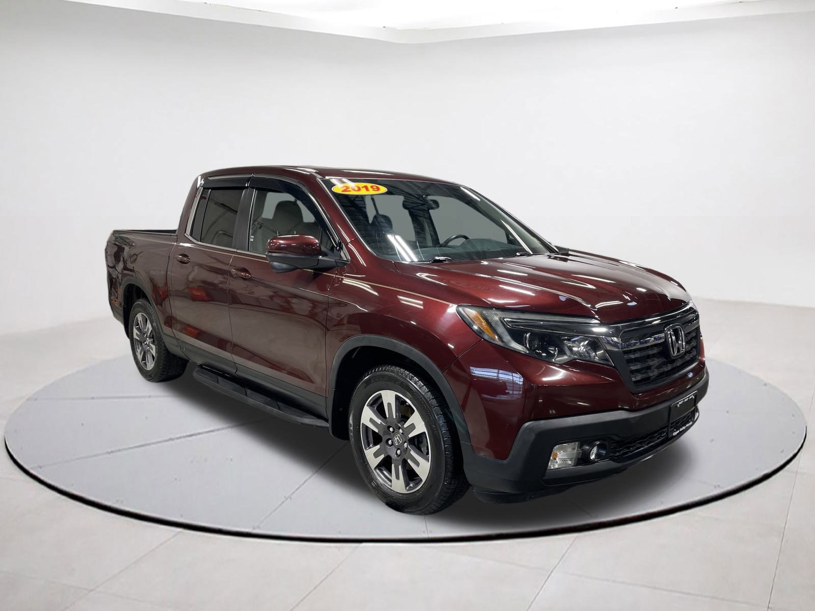 2019 Honda Ridgeline RTL-T photo 3