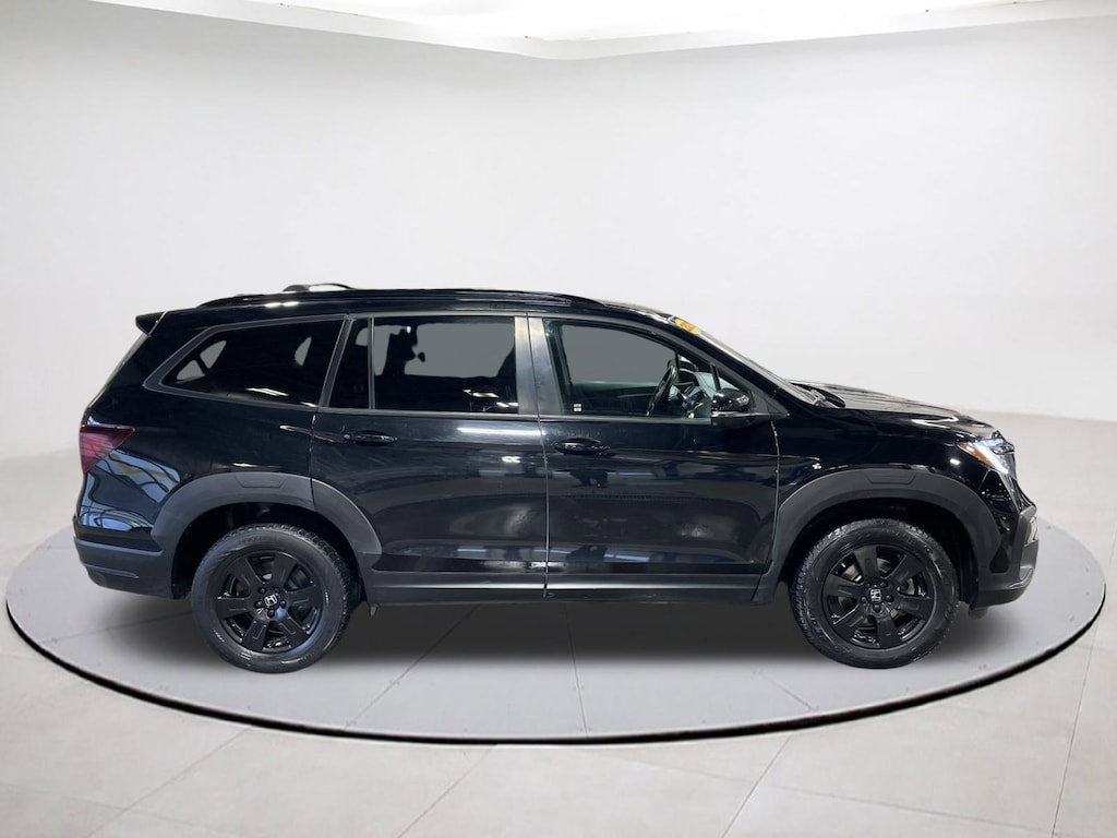 Used 2022 Honda Pilot TrailSport SUV