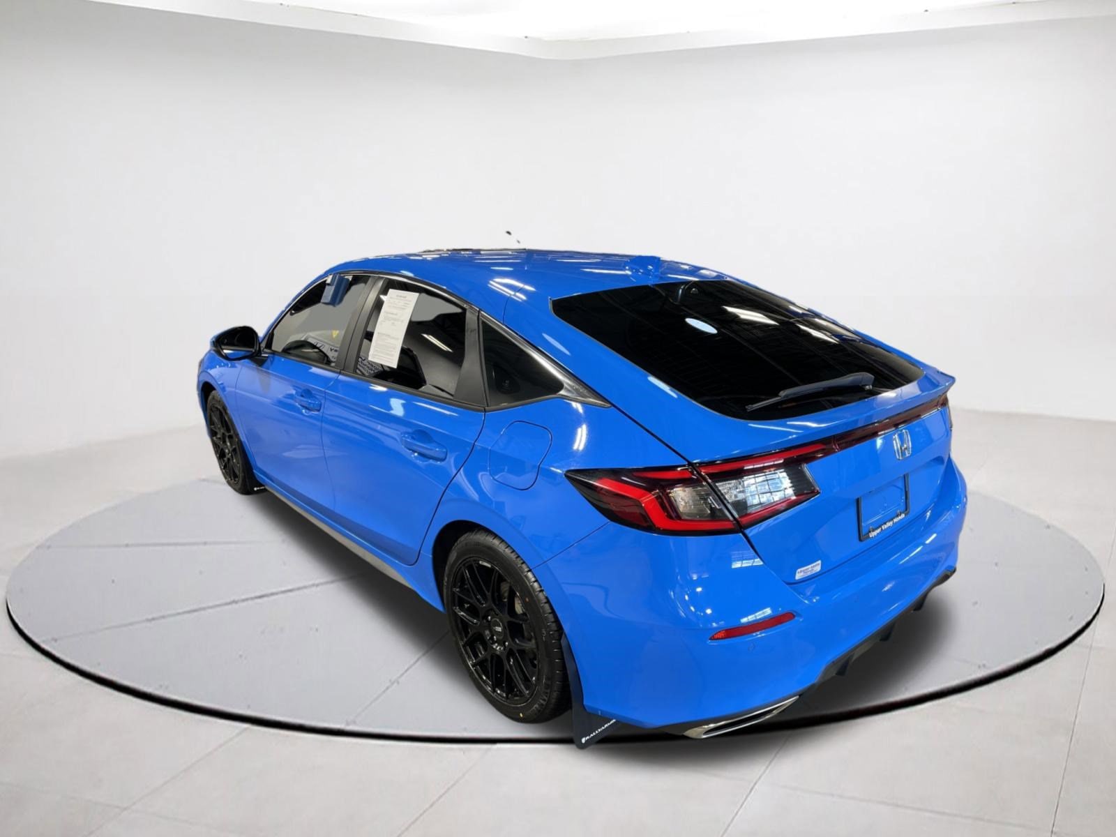 2023 Honda Civic Hatchback Sport Touring - Photo 7