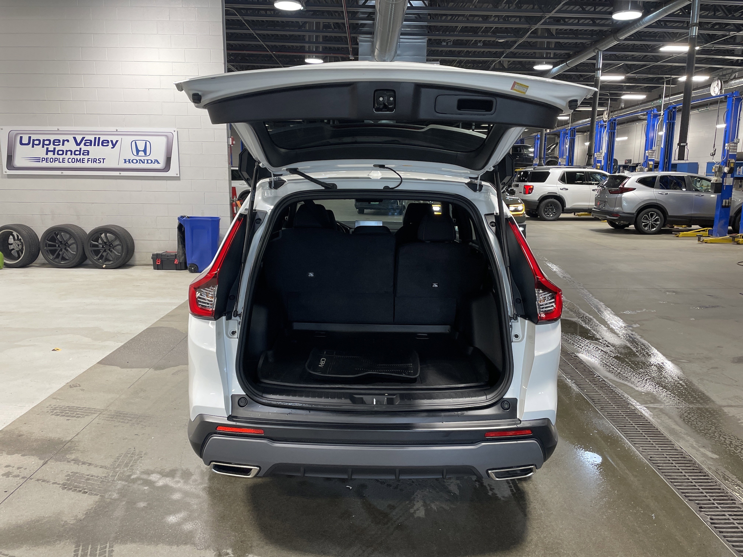 2023 Honda CR-V Sport - Photo 9