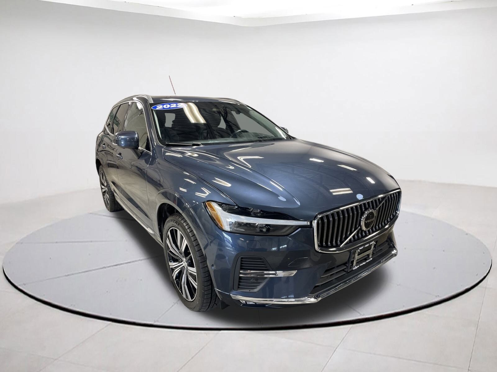2022 Volvo XC60 Inscription photo 3