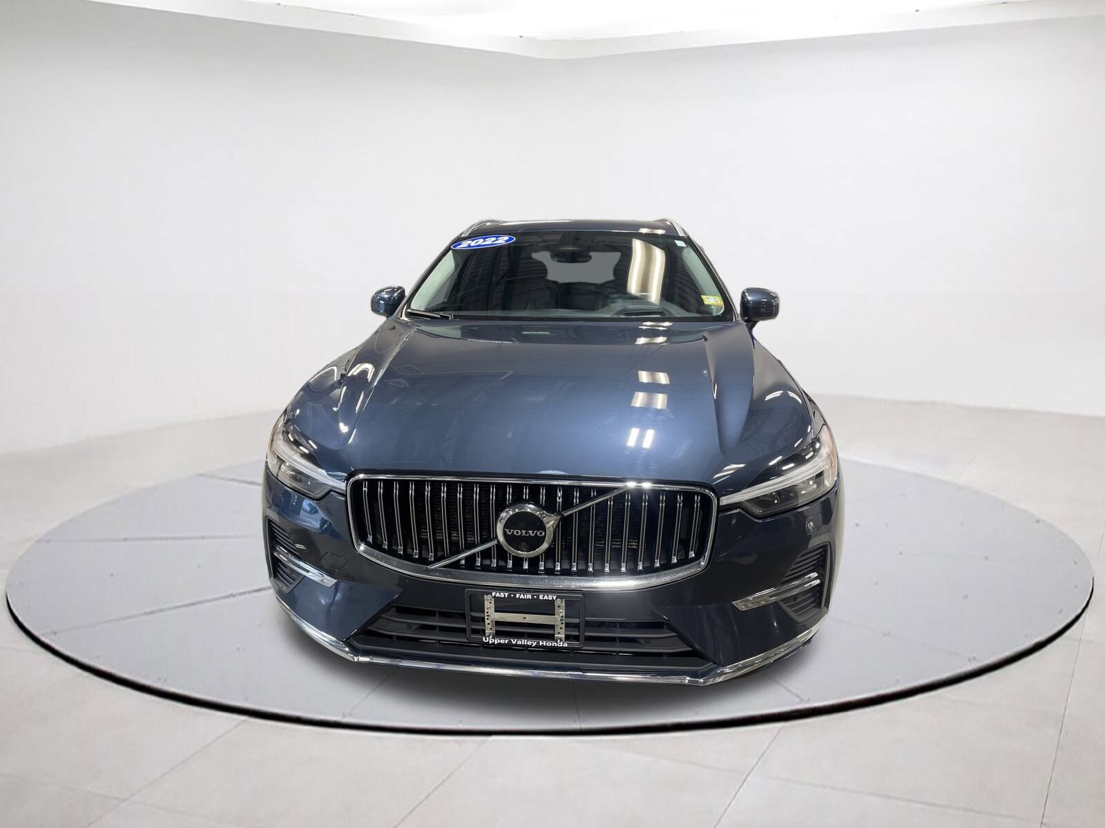 2022 Volvo XC60 Inscription photo 2