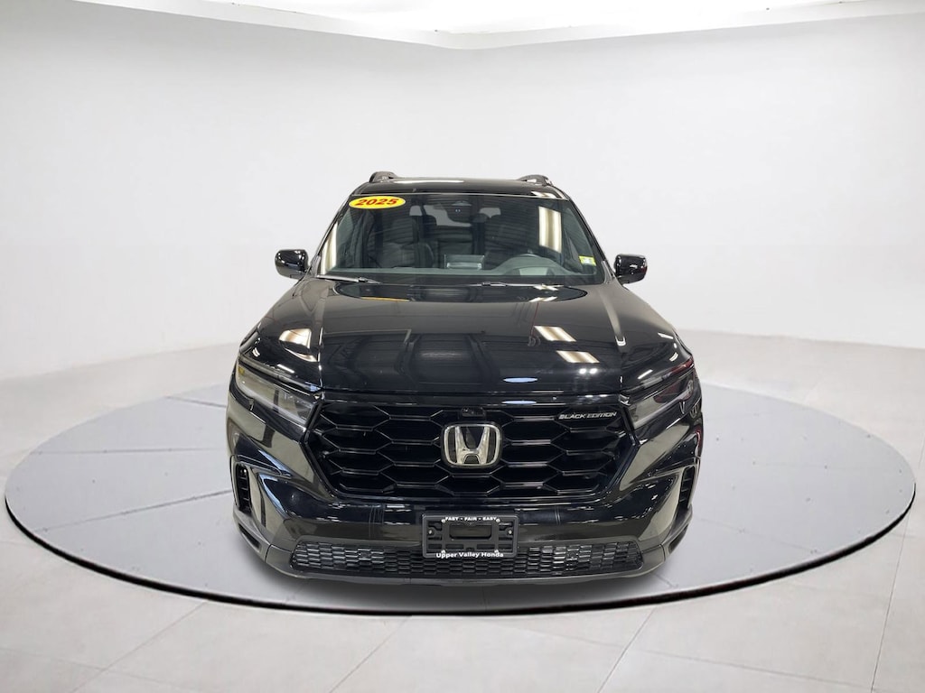Used 2025 Honda Pilot Black Edition SUV