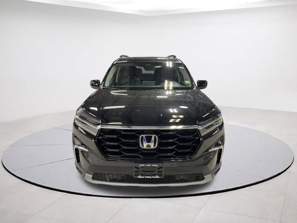 New 2025 Honda Pilot Touring SUV