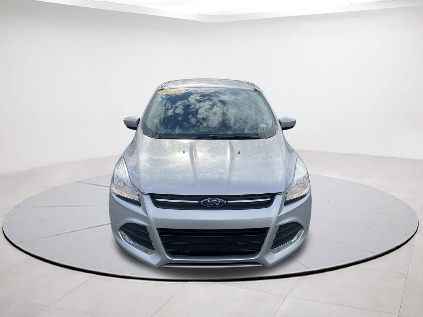 2016 Ford Escape SE photo 2