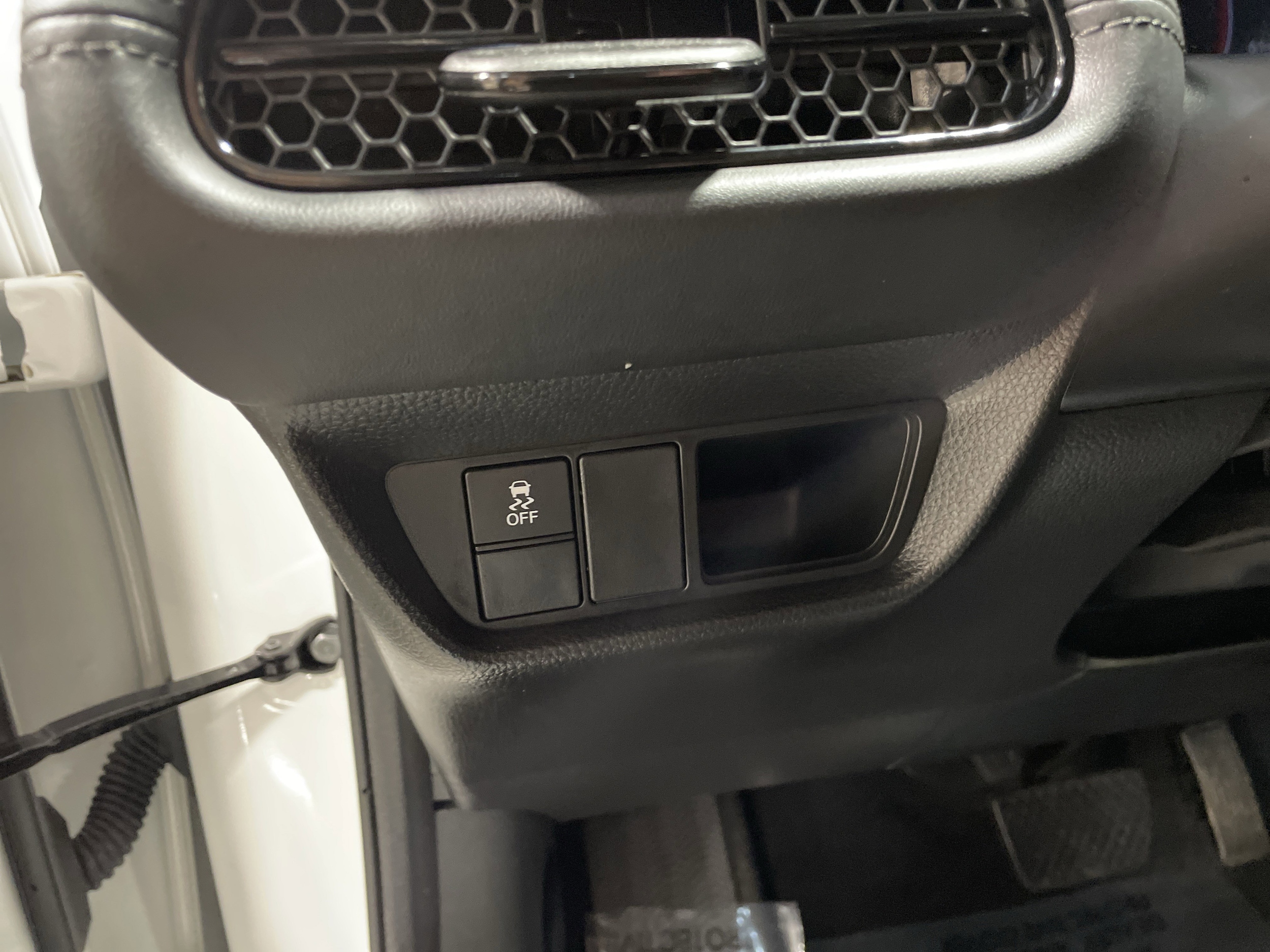2023 Honda HR-V LX - Photo 25