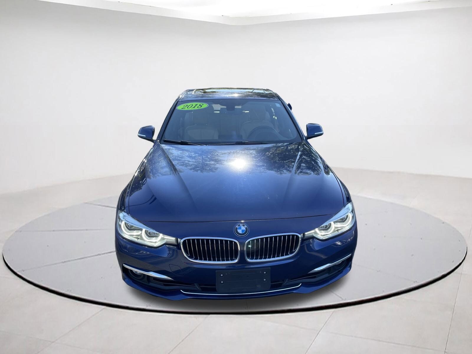 2018 Bmw 330i xDrive photo 2