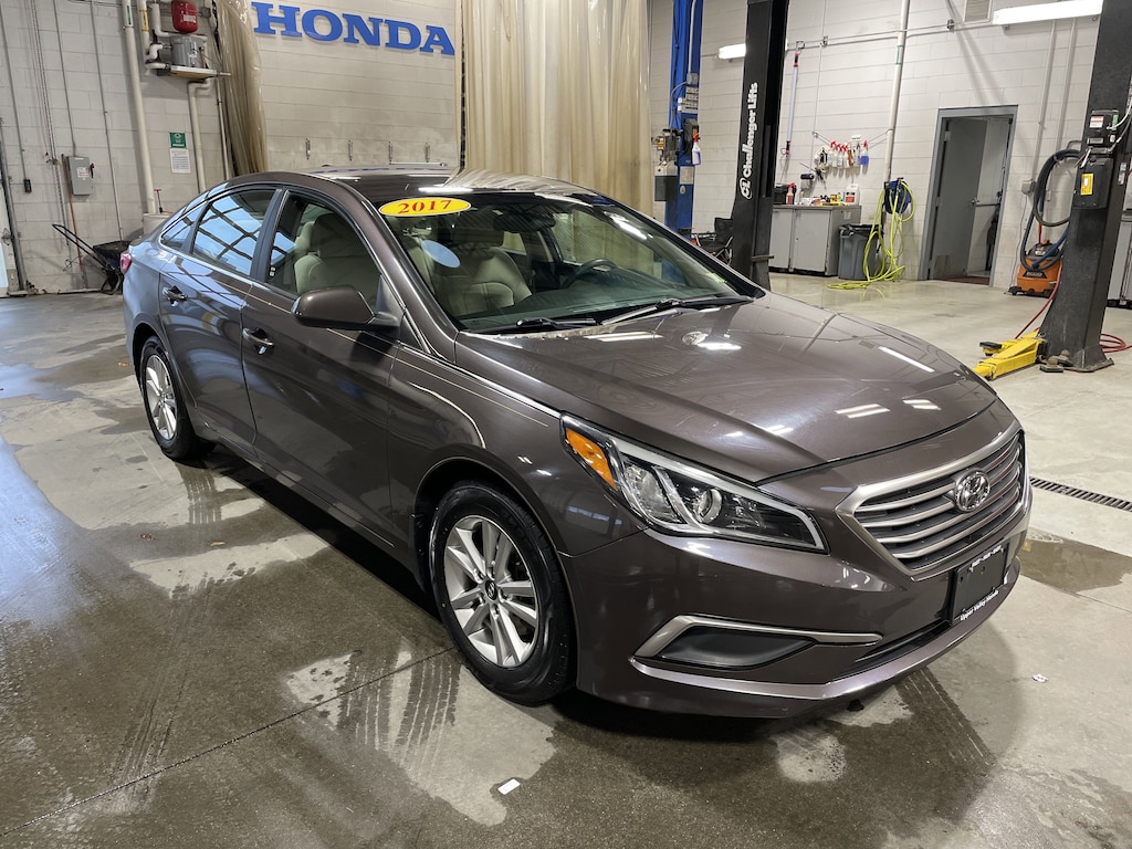 Used 2017 Hyundai Sonata SE w/PZEV Sedan