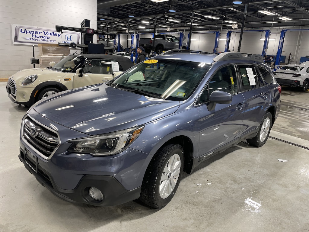 Used 2018 Subaru Outback 2.5i Premium with SUV