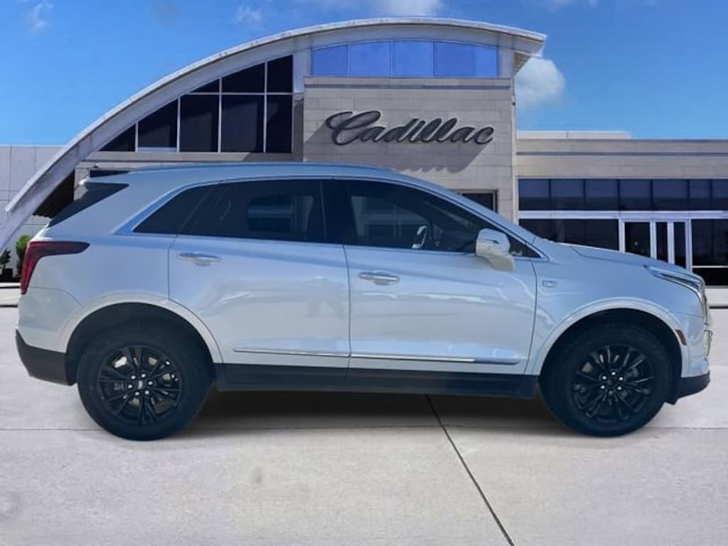 Used 2022 CADILLAC XT5 Luxury SUV