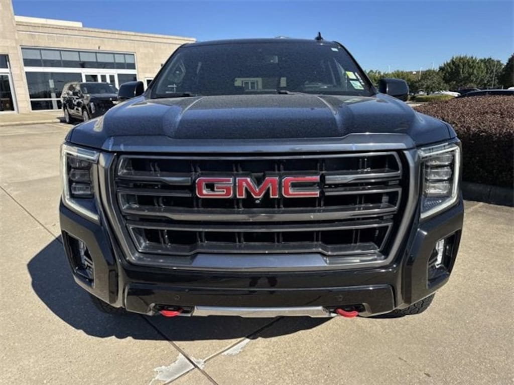 Used 2021 GMC Yukon XL AT4 SUV