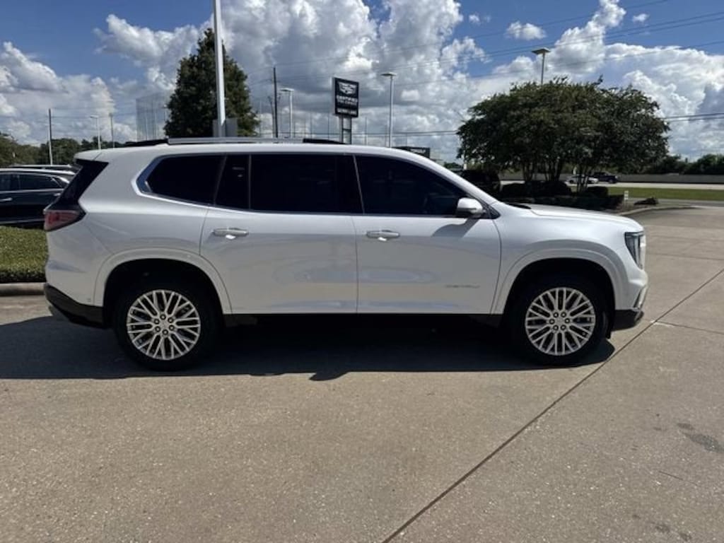 Used 2025 GMC Acadia Denali SUV