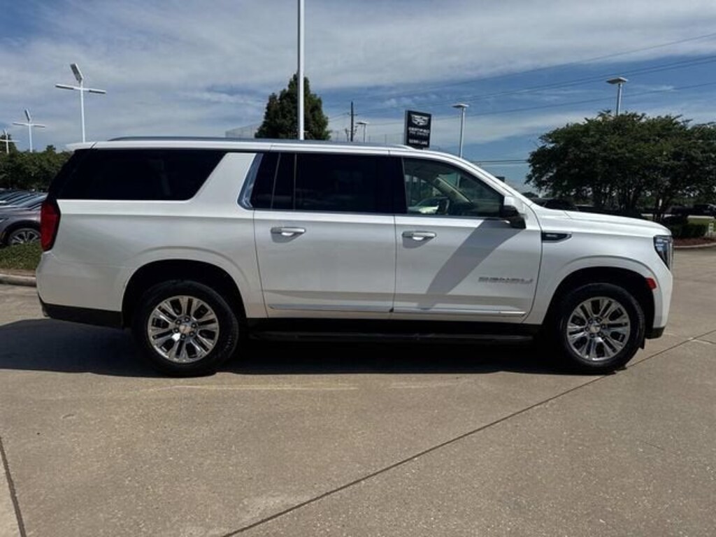 Used 2022 GMC Yukon XL Denali SUV