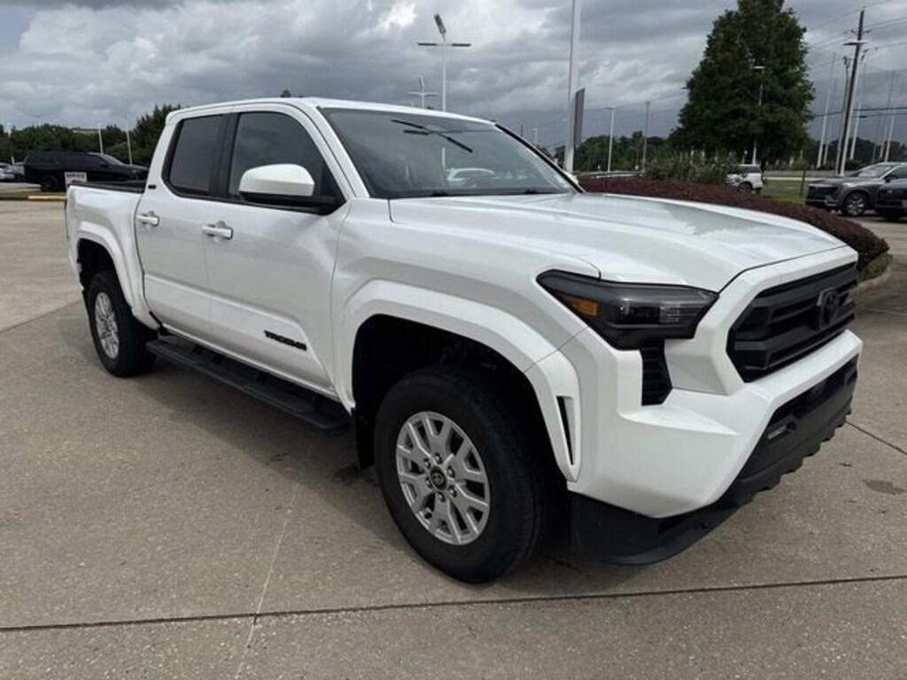 Used 2024 Toyota Tacoma SR5 Truck Double Cab