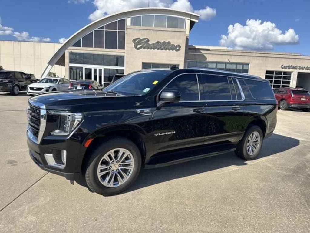 Used 2022 GMC Yukon XL SLE SUV