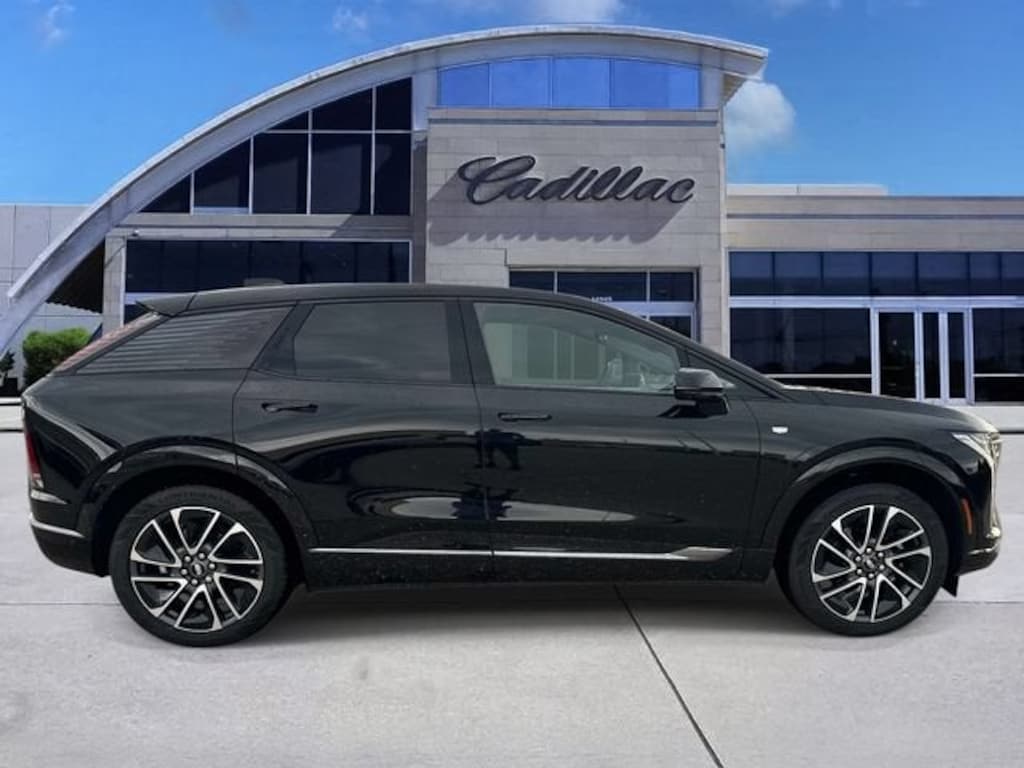 Used 2026 CADILLAC OPTIQ Premium Sport SUV