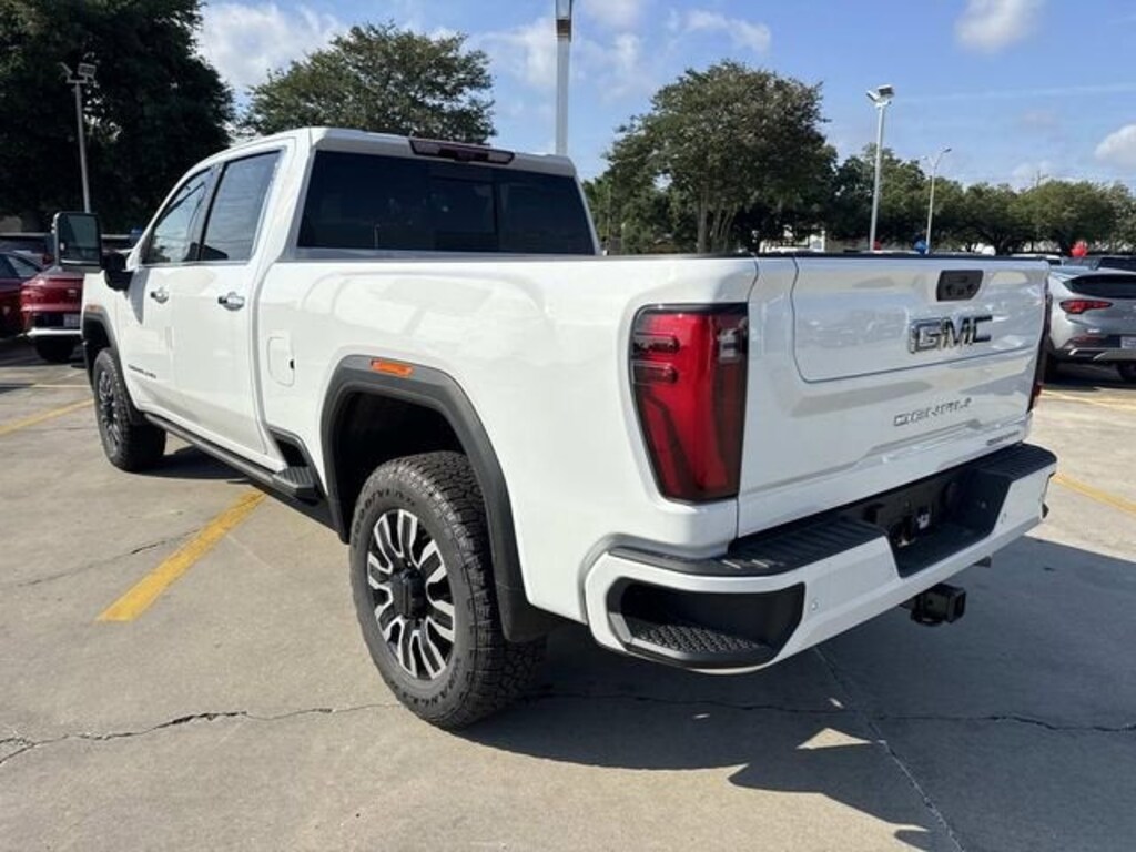 New 2026 GMC Sierra 2500 HD Denali Ultimate Truck Crew Cab