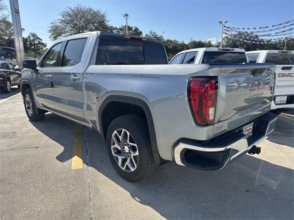 New 2026 GMC Sierra 1500 SLE Truck Crew Cab