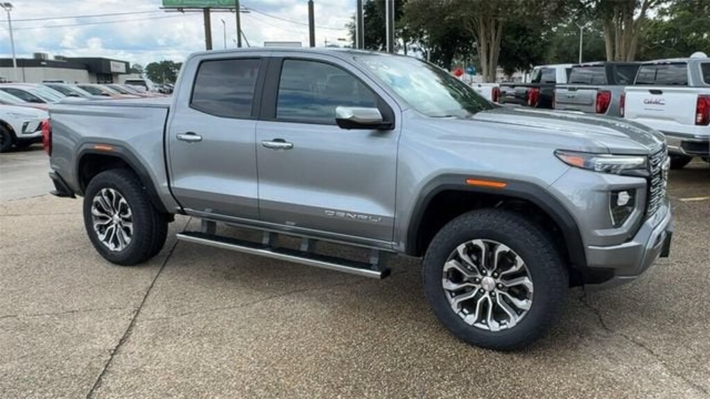 Used 2023 GMC Canyon Denali Truck Crew Cab