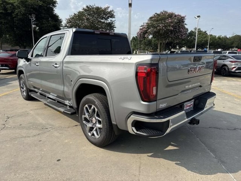 New 2026 GMC Sierra 1500 SLT Truck Crew Cab