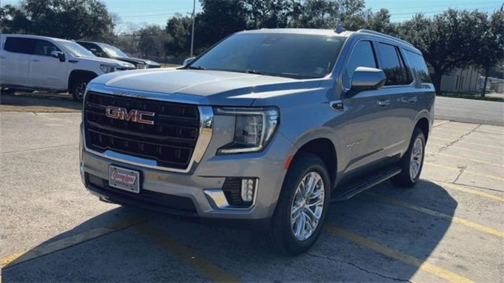 Used 2023 GMC Yukon SLE SUV