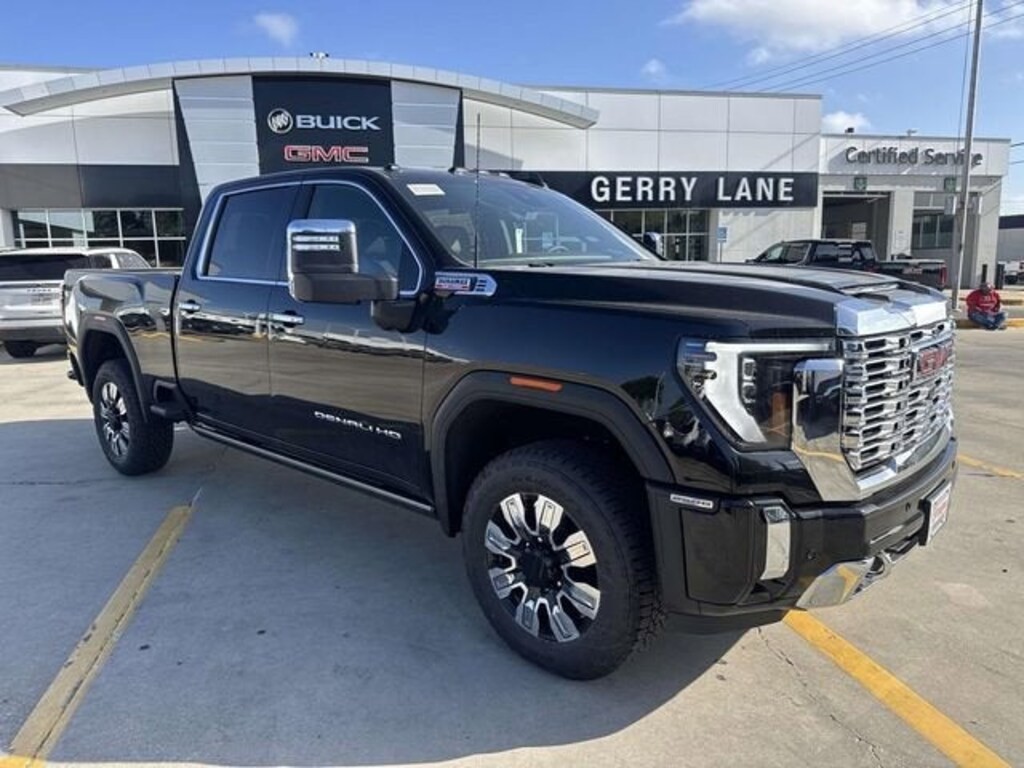 New 2026 GMC Sierra 2500 HD Denali Truck Crew Cab