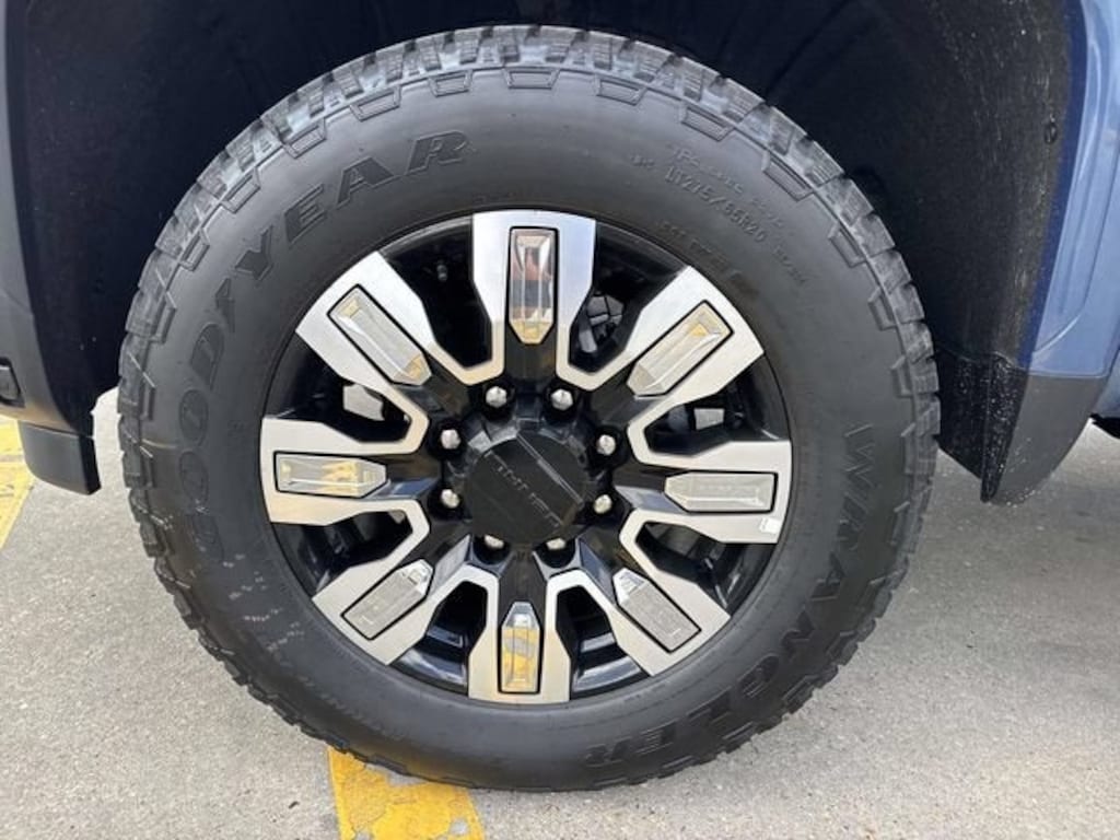New 2026 GMC Sierra 2500 HD Denali Truck Crew Cab
