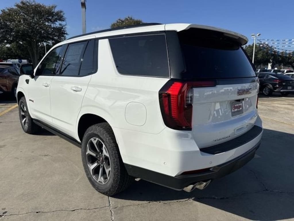 New 2026 GMC Yukon AT4 Ultimate SUV