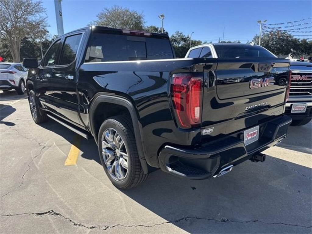 New 2026 GMC Sierra 1500 Denali Truck Crew Cab