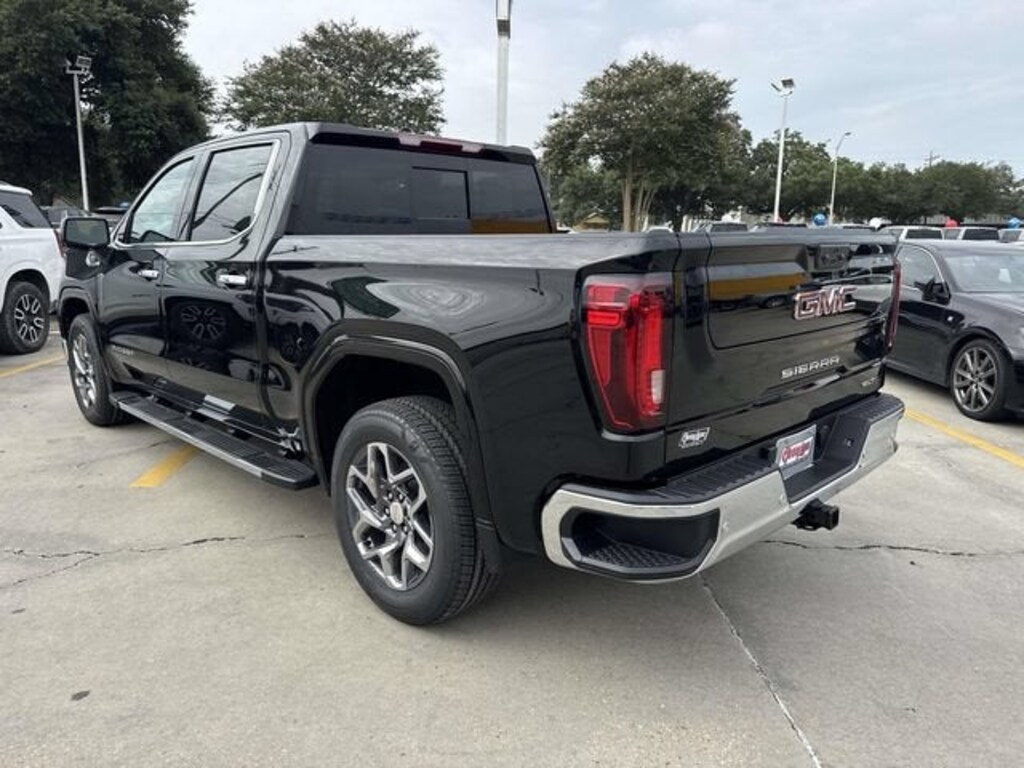 New 2026 GMC Sierra 1500 SLT Truck Crew Cab