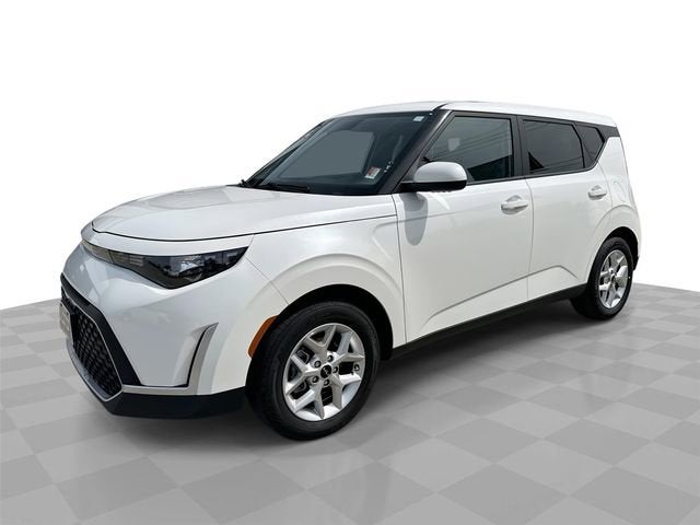 2025 Kia Soul 2.0L LX IVT's photo