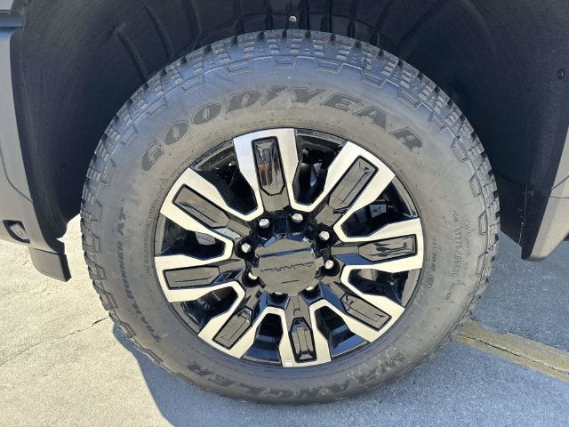 New 2026 GMC Sierra 2500 HD Denali Ultimate Truck Crew Cab