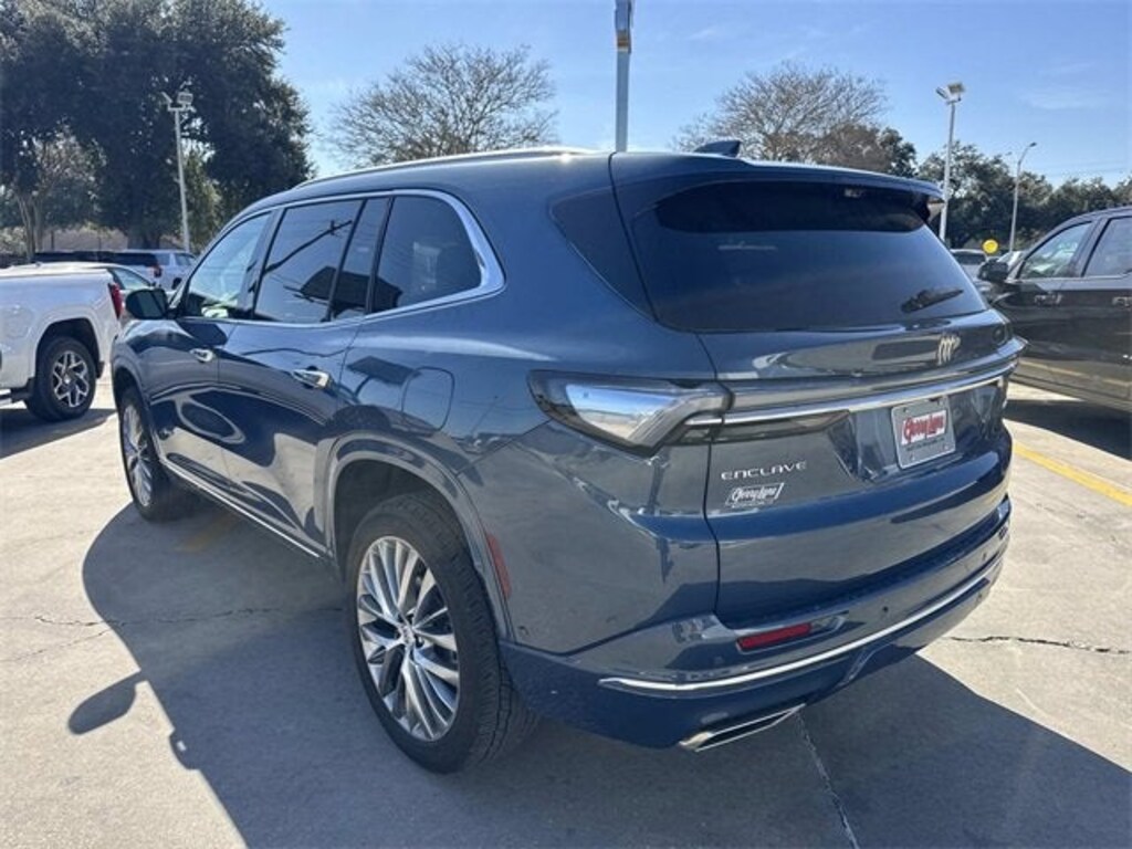New 2026 Buick Enclave Avenir SUV