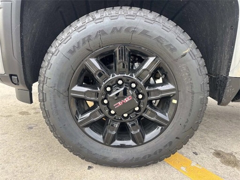 New 2026 GMC Sierra 2500 HD AT4 Truck Crew Cab