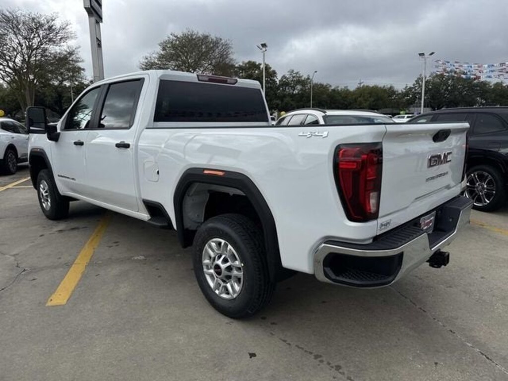 New 2026 GMC Sierra 2500 HD Pro Truck Crew Cab