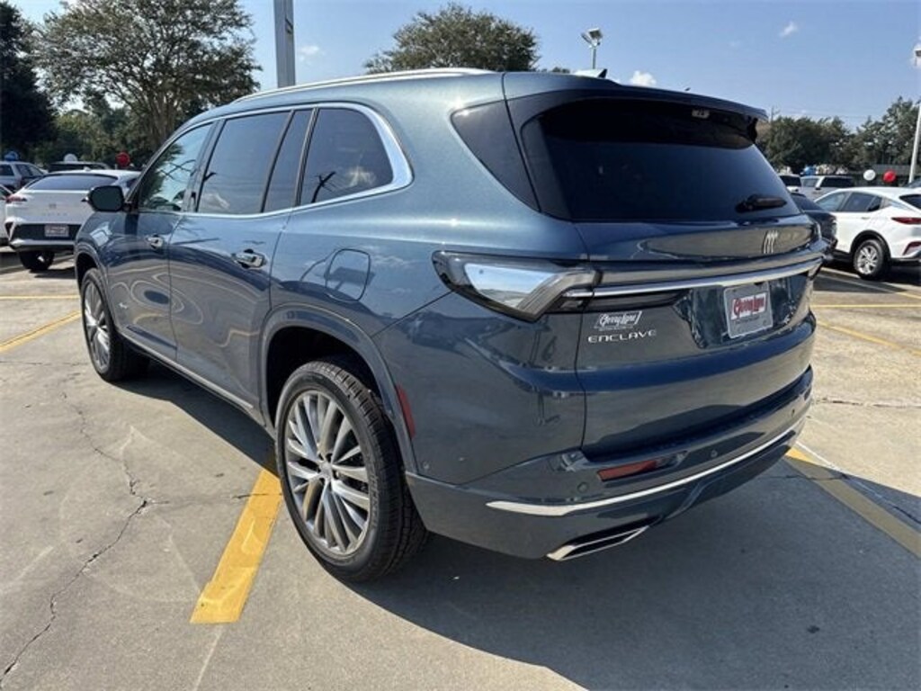 New 2026 Buick Enclave Avenir SUV