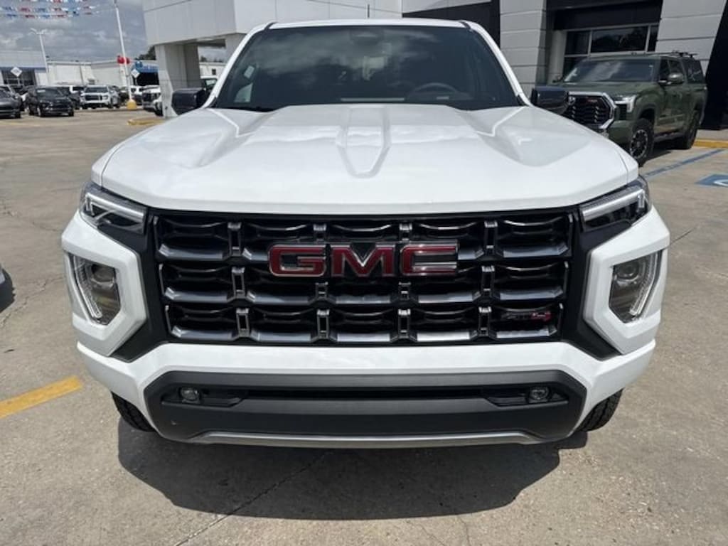 New 2026 GMC Canyon AT4 Truck Crew Cab