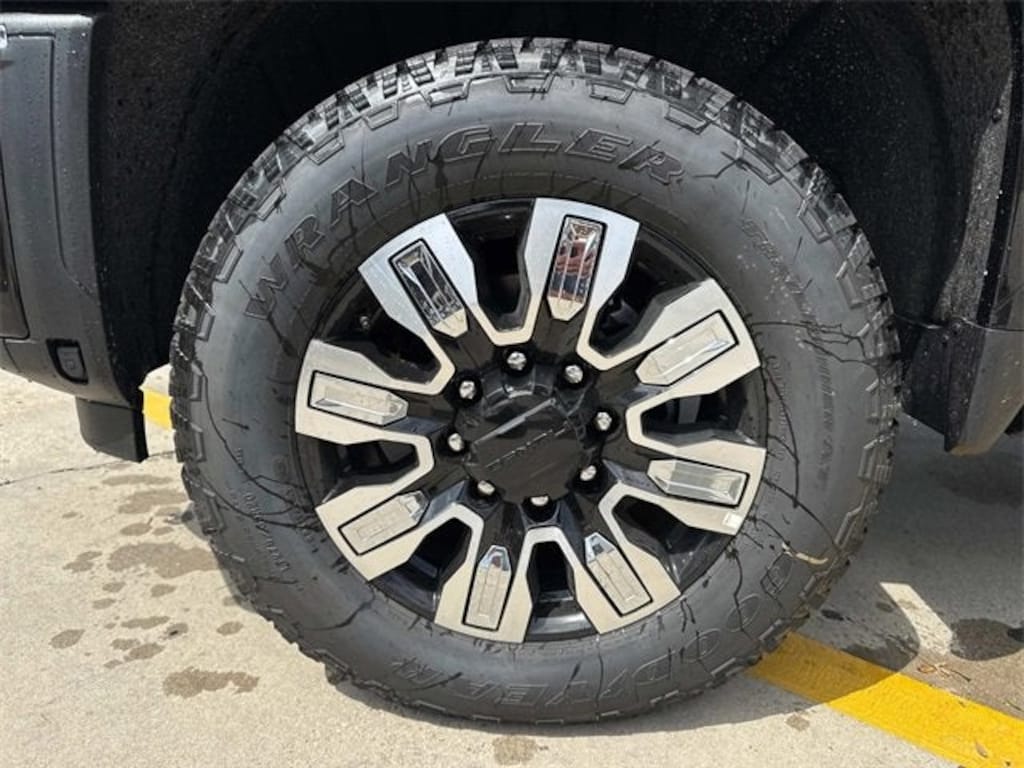 New 2025 GMC Sierra 2500 HD Denali Truck Crew Cab