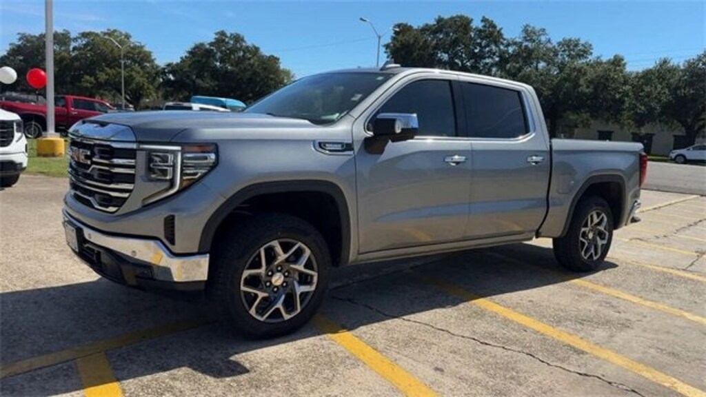 Used 2023 GMC Sierra 1500 SLT Truck Crew Cab
