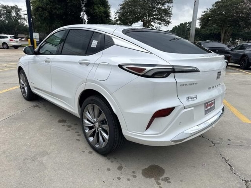 New 2026 Buick Envista Avenir SUV