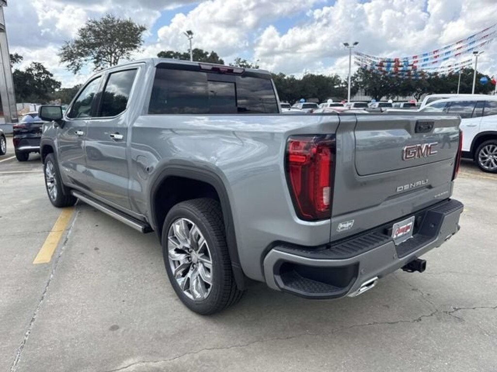 New 2026 GMC Sierra 1500 Denali Truck Crew Cab