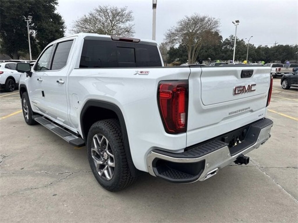 New 2026 GMC Sierra 1500 SLT Truck Crew Cab